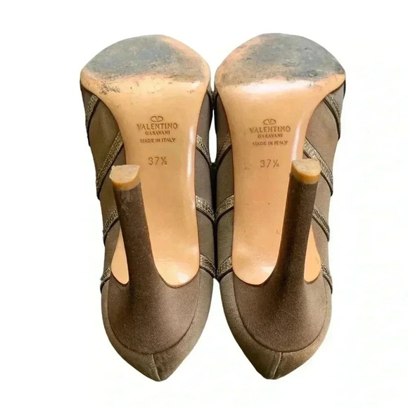 Valentino Garavani Size EU 37.5 Brown Satin Peep Toe Heels with Silver Trim - Picture 7 of 12